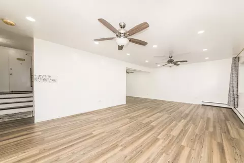 Living - 9250 Noel Ave #1A, Des Plaines, IL 60016 photo 2 of 5