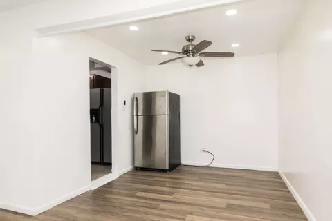 Dining - 9250 Noel Ave #1A, Des Plaines, IL 60016 photo 1 of 1