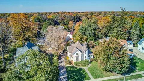 View/Area - 656 South St, Elgin, IL 60123 photo 2 of 8
