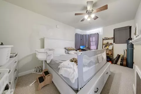 Bedroom - 656 South St, Elgin, IL 60123 photo 1 of 6