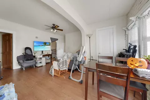 Living - 656 South St, Elgin, IL 60123 photo 1 of 4