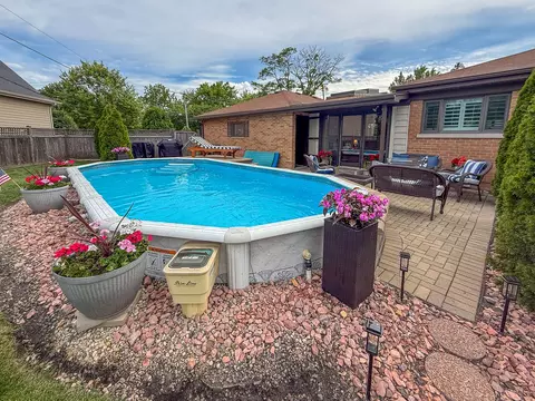 Exterior - 307 Catalpa Ave, Itasca, IL 60143 photo 9 of 9
