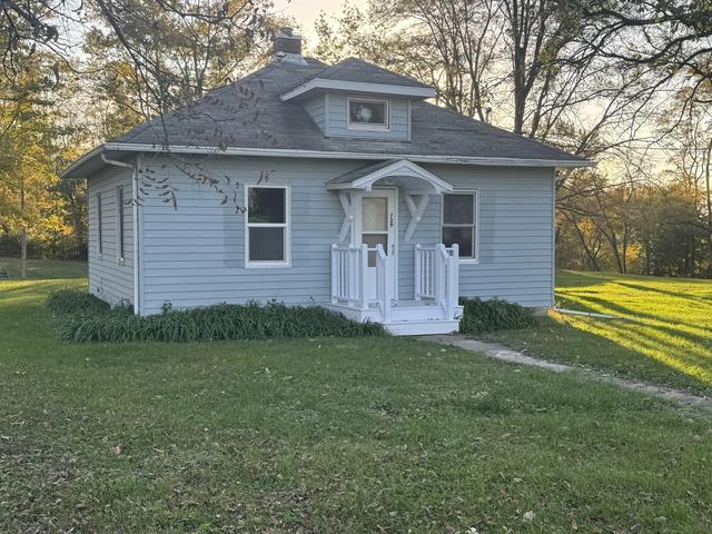 729 Oak St, Andover, IL 61233 | MLS# 12794651 | 23 Photos - Movoto