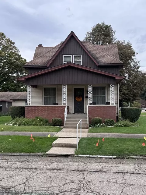 102 S 4th Ave, Streator, IL 61364
