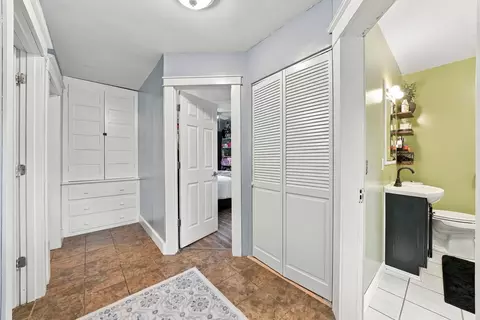 Entry Way - 660 3rd Ave, Joliet, IL 60433 photo 3 of 3