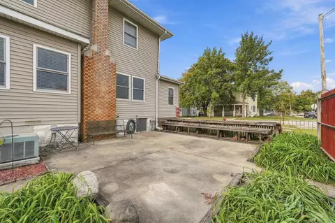 Exterior - 660 3rd Ave, Joliet, IL 60433 photo 5 of 11