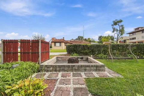 Exterior - 660 3rd Ave, Joliet, IL 60433 photo 9 of 11
