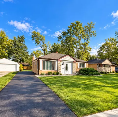 62 Marquette St, Park Forest, IL 60466