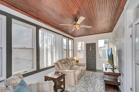 Exterior - 303 E Prospect Ave, Ottawa, IL 61350 photo 6 of 7