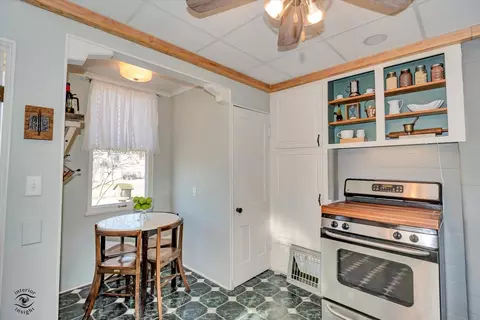 Kitchen - 303 E Prospect Ave, Ottawa, IL 61350 photo 3 of 3