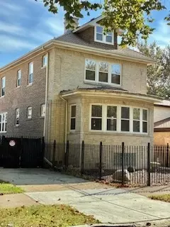 5007 N Avers Ave, Chicago, IL 60625