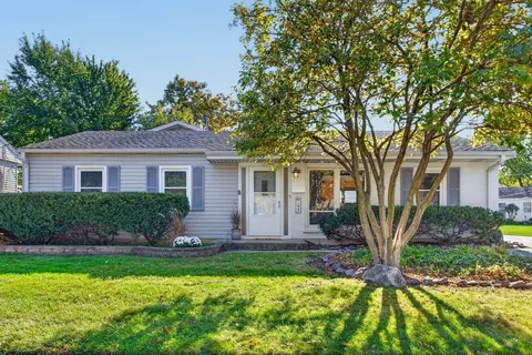 Exterior - 137 Saint Armand Ln, Wheeling, IL 60090 photo 1 of 5