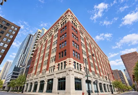 732 S Financial Pl #407, Chicago, IL 60605