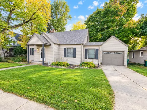 Exterior - 116 Liberty St, Walnut, IL 61376 photo 2 of 6