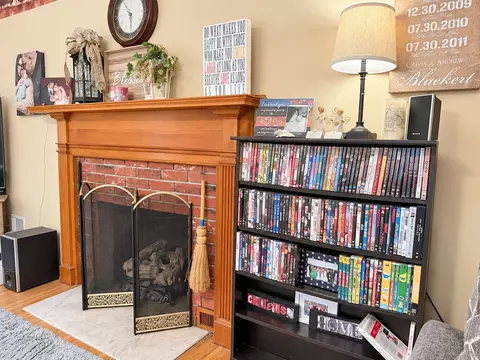 Living - 116 Liberty St, Walnut, IL 61376 photo 3 of 6