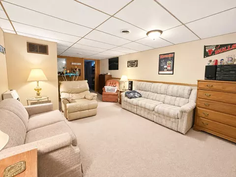 Living - 116 Liberty St, Walnut, IL 61376 photo 5 of 6