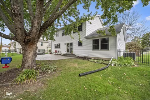 Exterior - 1613 Wildflower Dr, Plainfield, IL 60586 photo 6 of 7