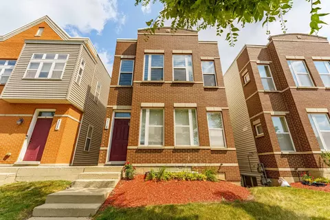 5218 W Galewood Ave #A, Chicago, IL 60639