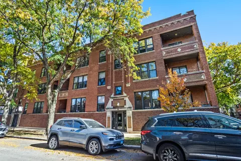839 N Washtenaw Ave #2, Chicago, IL 60622