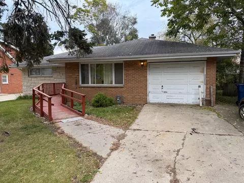 27 Worack, Waukegan, IL 60085