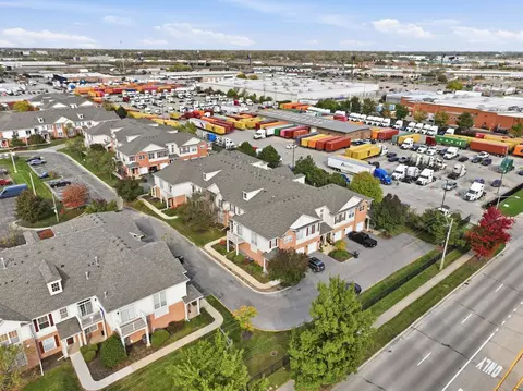 View/Area - 10235 Mulberry Ln #E, Bridgeview, IL 60455 photo 1 of 5
