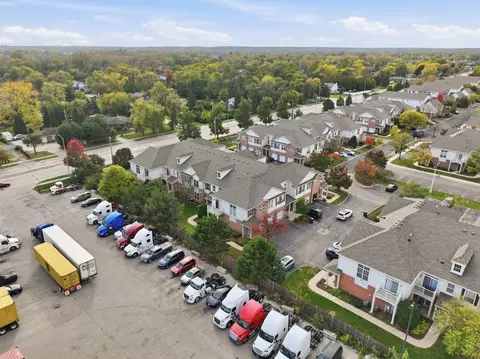 View/Area - 10235 Mulberry Ln #E, Bridgeview, IL 60455 photo 3 of 5
