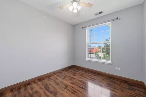 Bedroom - 10235 Mulberry Ln #E, Bridgeview, IL 60455 photo 1 of 2