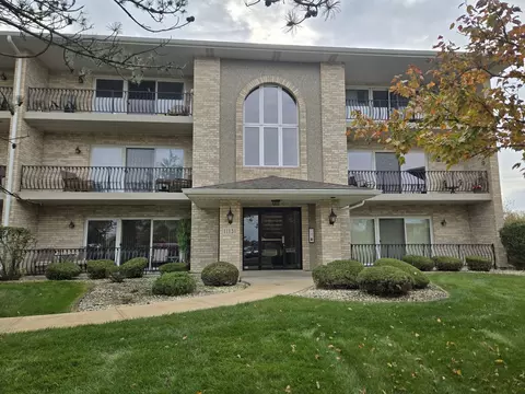 11131 Wisconsin Ct #2D, Orland Park, IL 60467