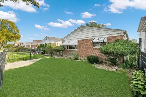 Exterior - 4541 S Laporte Ave, Chicago, IL 60638 photo 5 of 5