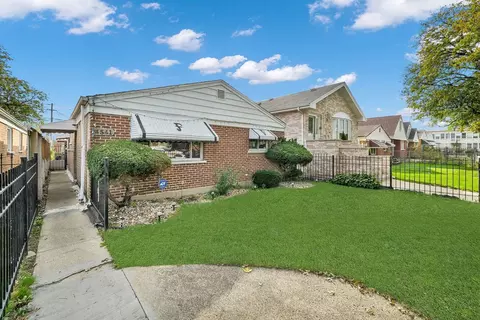 Exterior - 4541 S Laporte Ave, Chicago, IL 60638 photo 4 of 5