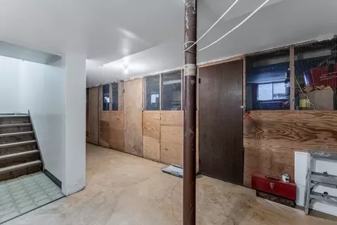 Entry Way - Undisclosed, Chicago, IL 60638 photo 1 of 1