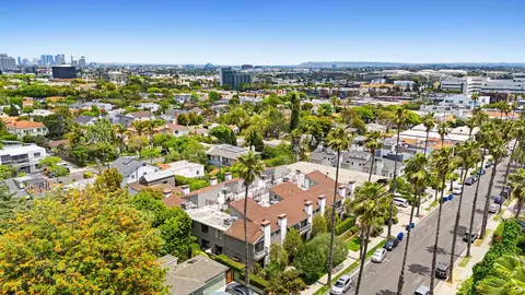 1015 21st St #B, Santa Monica, CA 90403