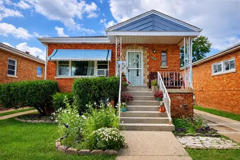 3724 S 60th Ct, Cicero, IL 60804