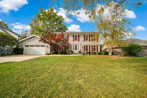 826 Furlong Dr, Libertyville, IL 60048