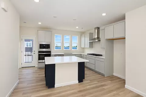 Kitchen - 2675 Pratt Ct, Hoffman Estates, IL 60192 photo 1 of 5