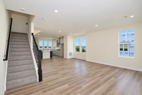 Living - 2675 Pratt Ct, Hoffman Estates, IL 60192 photo 2 of 4