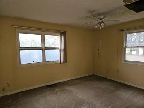 Bedroom - 19346 Galatia Post Rd, Marion, IL 62959 photo 3 of 4