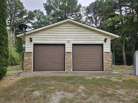 Exterior - 19346 Galatia Post Rd, Marion, IL 62959 photo 4 of 10