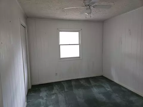 Bedroom - 19346 Galatia Post Rd, Marion, IL 62959 photo 1 of 4