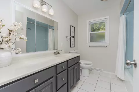 Bath - 713 Lara Rd, Normal, IL 61761 photo 1 of 2