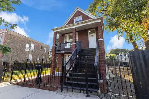 2248 S Kolin Ave, Chicago, IL 60623