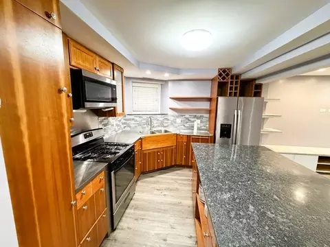 Kitchen - Undisclosed, Chicago, IL 60613 photo 2 of 4