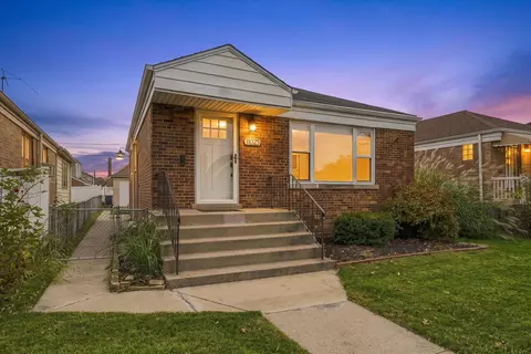 11025 S Ridgeway Ave, Chicago, IL 60655