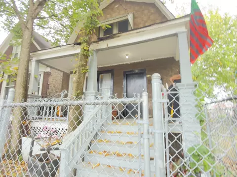 5951 S Hermitage Ave, Chicago, IL 60636