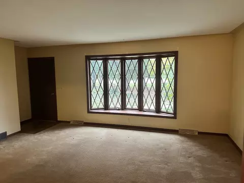 Living - 4850 Mill Rd, Oswego, IL 60543 photo 1 of 2