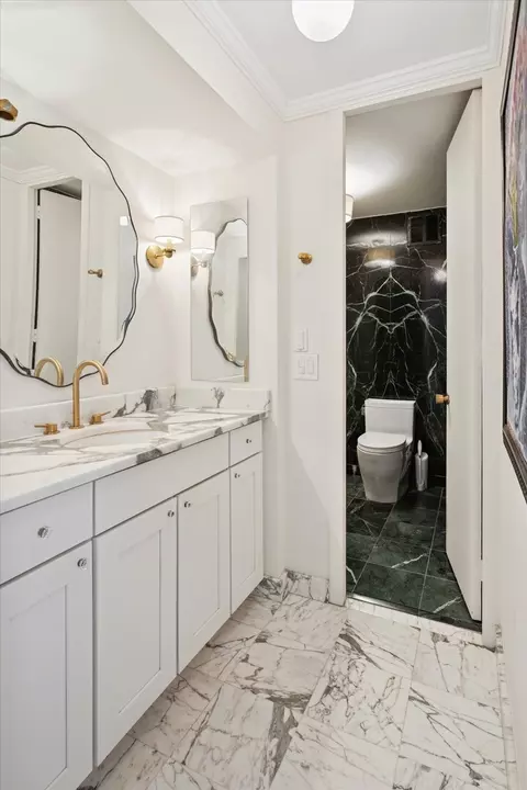 Bath - 100 E Walton St #41DE, Chicago, IL 60611 photo 4 of 5