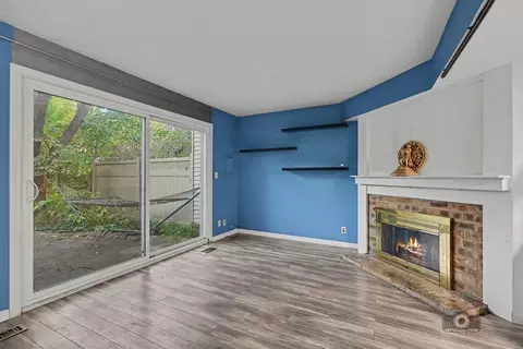 Living - 1478 Elder Dr #0, Aurora, IL 60506 photo 1 of 3