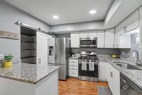 Kitchen - 1478 Elder Dr #0, Aurora, IL 60506 photo 1 of 2