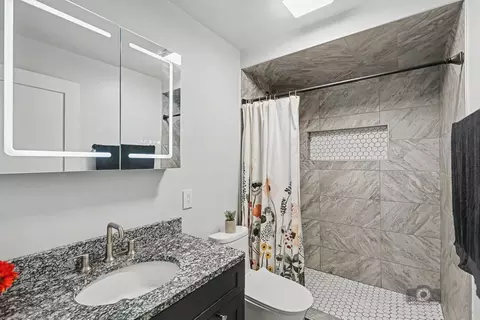 Bath - 1478 Elder Dr #0, Aurora, IL 60506 photo 1 of 3