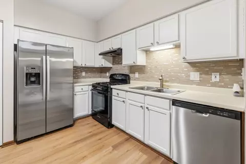 Kitchen - 21212 Duncan Ct, Plainfield, IL 60544 photo 3 of 3